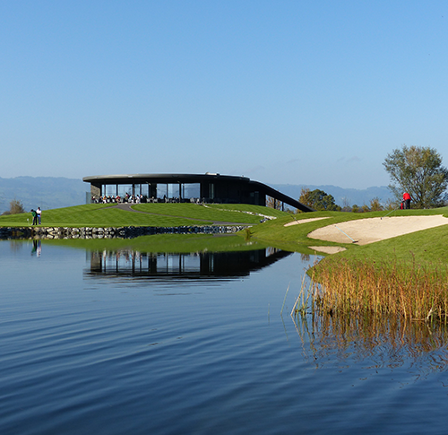 Foto Clubhaus fur Zeitung