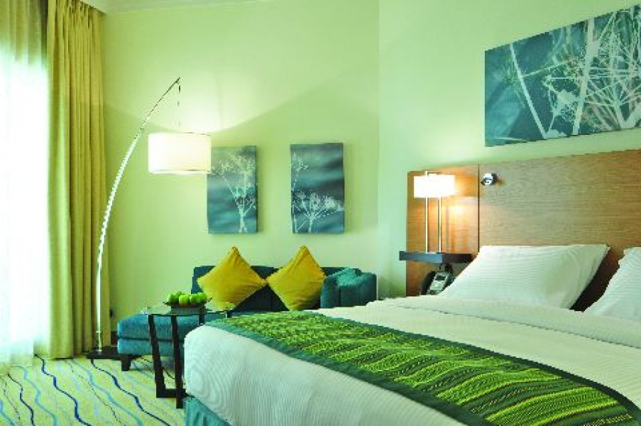 Jumeirah Beachx i108802