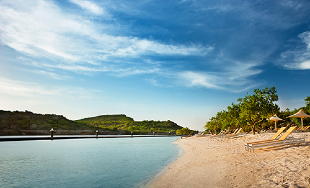 Resort Beach 1rev2014