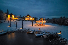 gh chalets winter 66