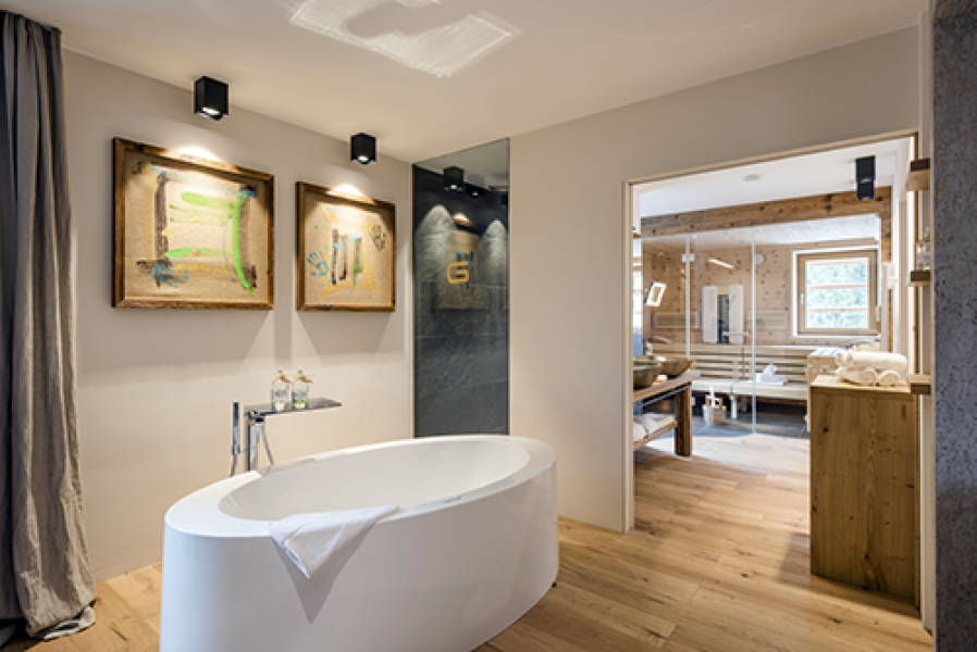 DAS.GOLDBERG Spa Suite XL Badewanne