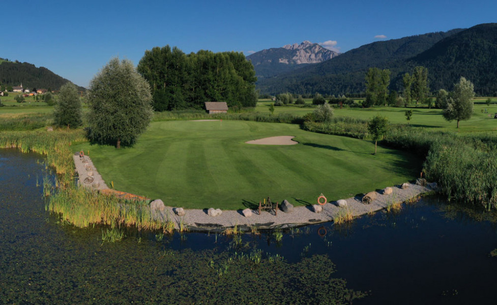 3 Nassfeldgolf Loch 8