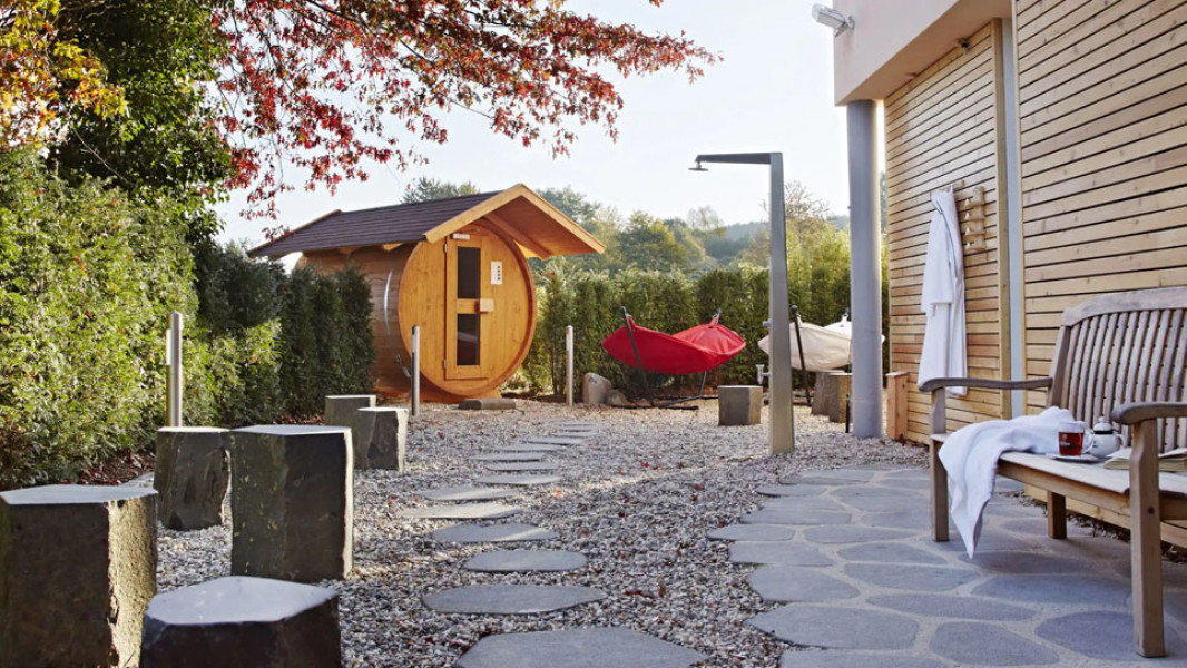 CGNJW P0001 Sauna.16x9.jpg