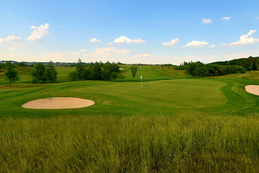 Golf Resort Black Bridge1