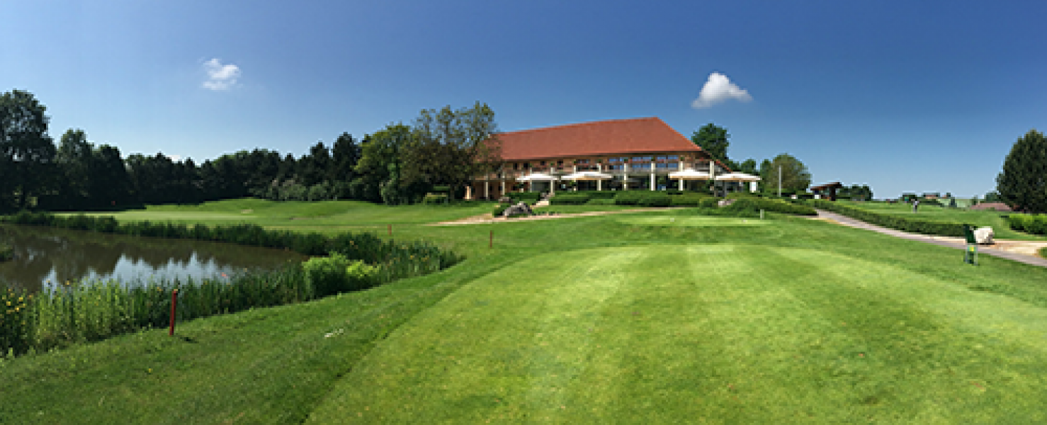 GC Stark Blick zum Clubhaus