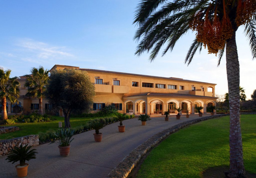 hotelexterior1201204131089120866