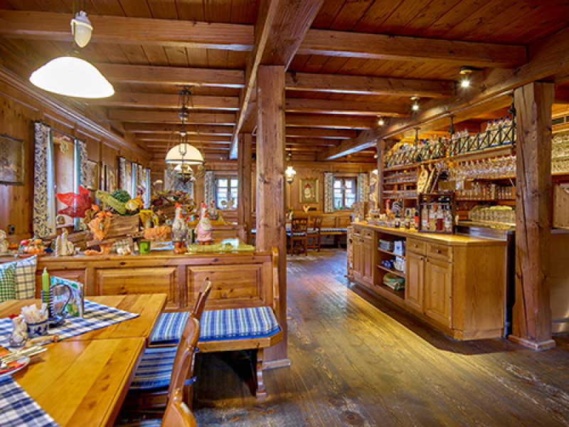 Gutshof Uttlau Gaststube CF033585