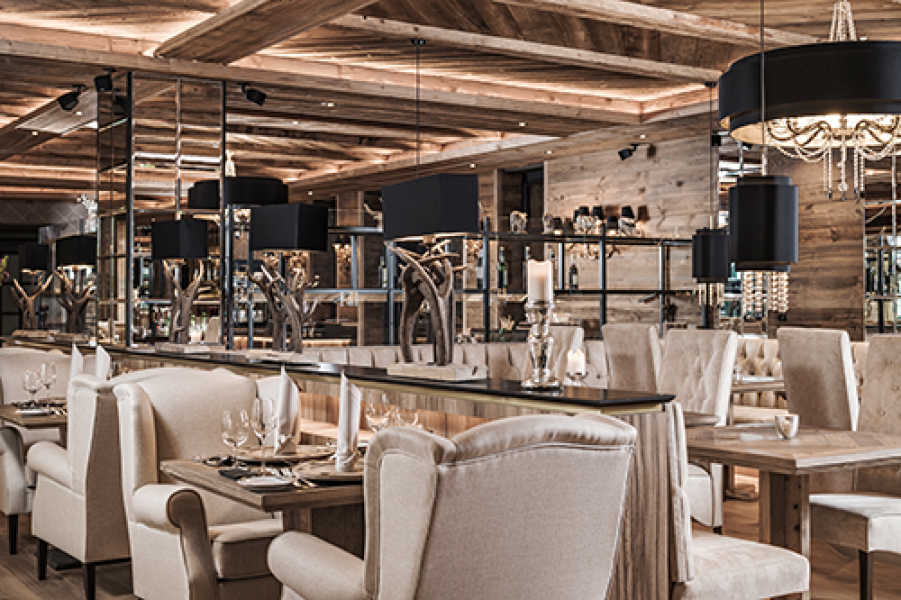 Restaurant DER MAX 2019.05 astoria.012 jan hanser mood.at