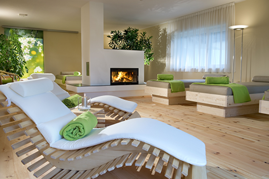 ruheliegen im wellnessbereich gourmet und boutiquehotel tanzer