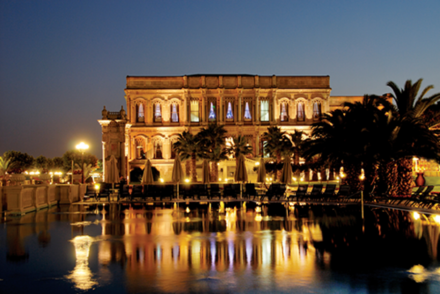 Royal Escape at the Palace 6