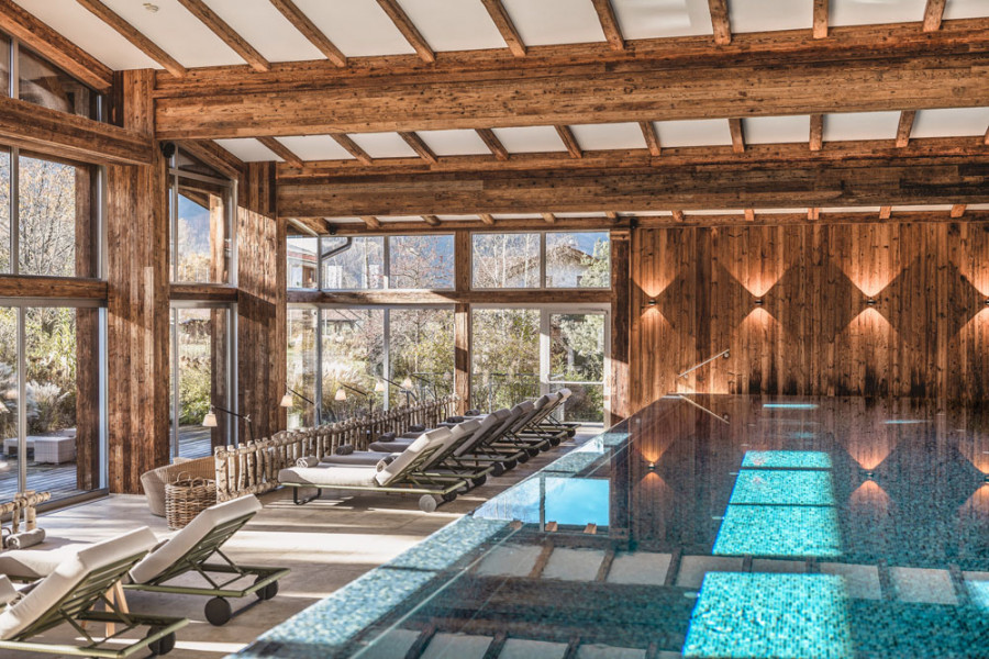 AT Infinitipool Dez 2022 bearbeitet 2600PX 22