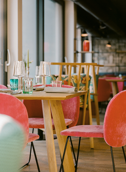 LisaEdi Restaurant Film4053 05