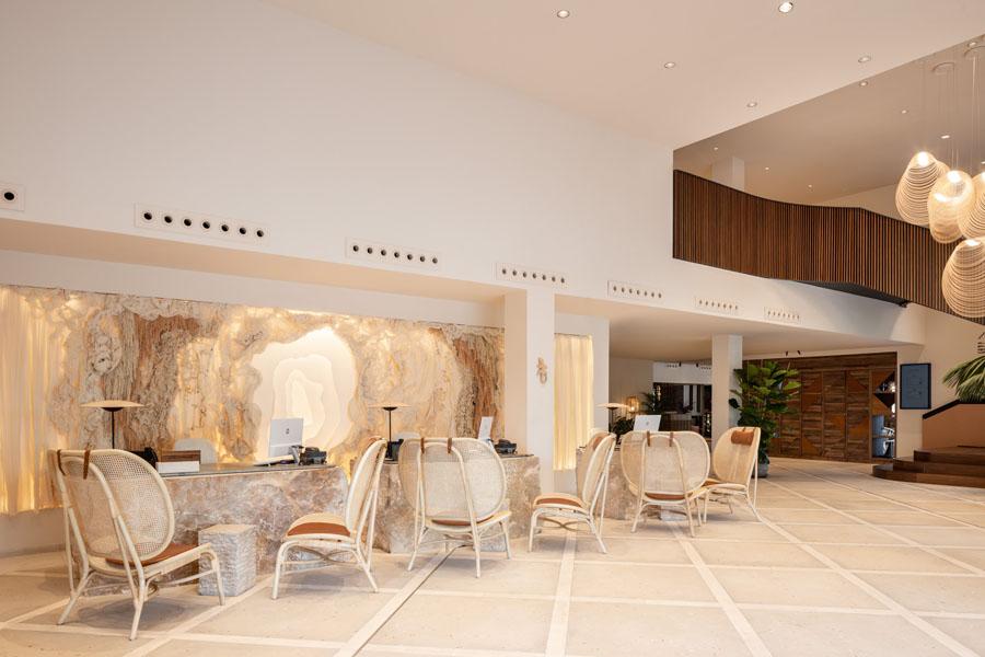 2. Front Office 1
