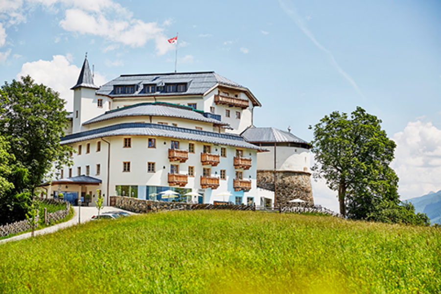 Schloss Mittersill Aussenansicht Sommer