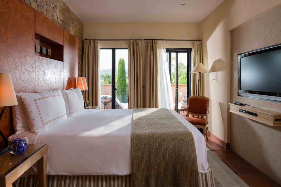 Villa Deluxe bedroom v2